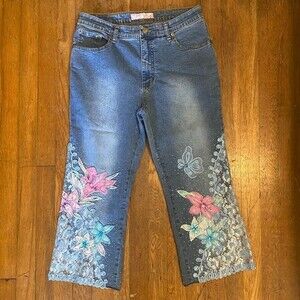 Sassy Thai NWT Embordered Lace Sequin Beaded Denim Womens Jean Capri Size 10